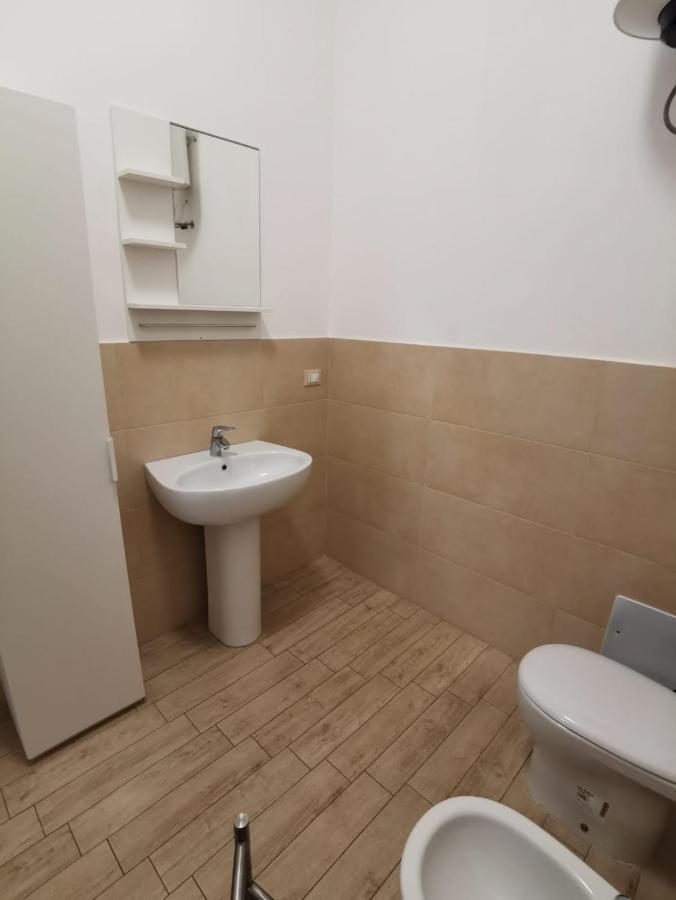 All' Ombra Del Faro - Mini Apartments Taranto Eksteriør billede